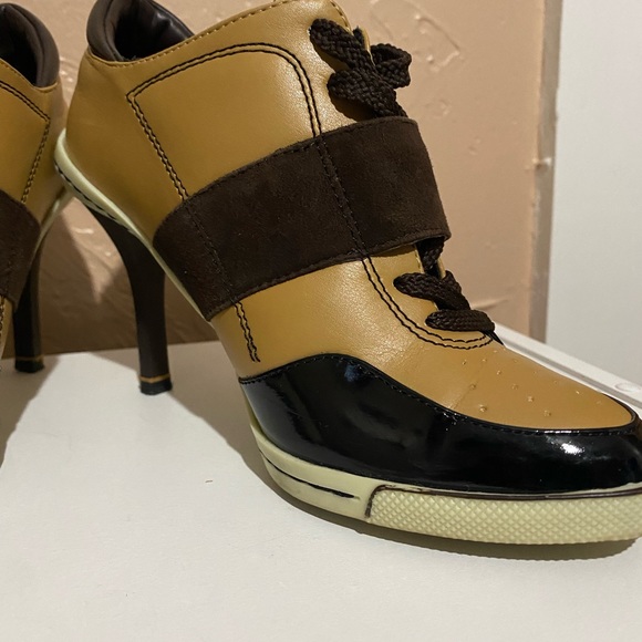 SOLD Baby Phat Sneaker Heels - Picture 3 of 10